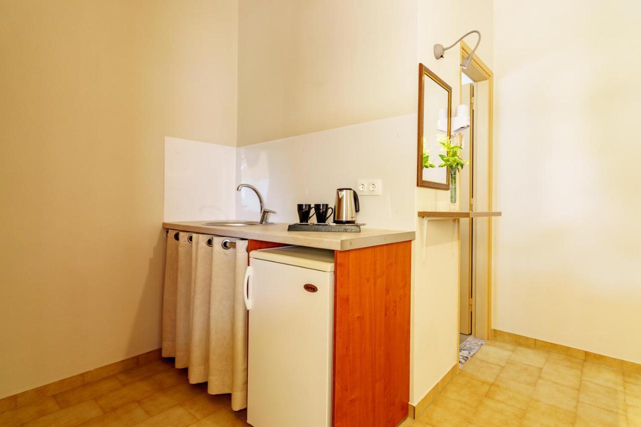 סקירוס Irini Studios מראה חיצוני תמונה