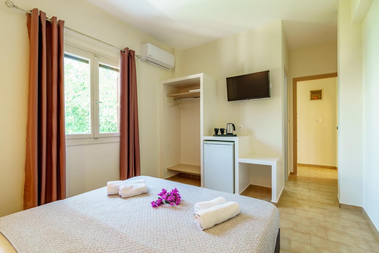 סקירוס Irini Studios מראה חיצוני תמונה