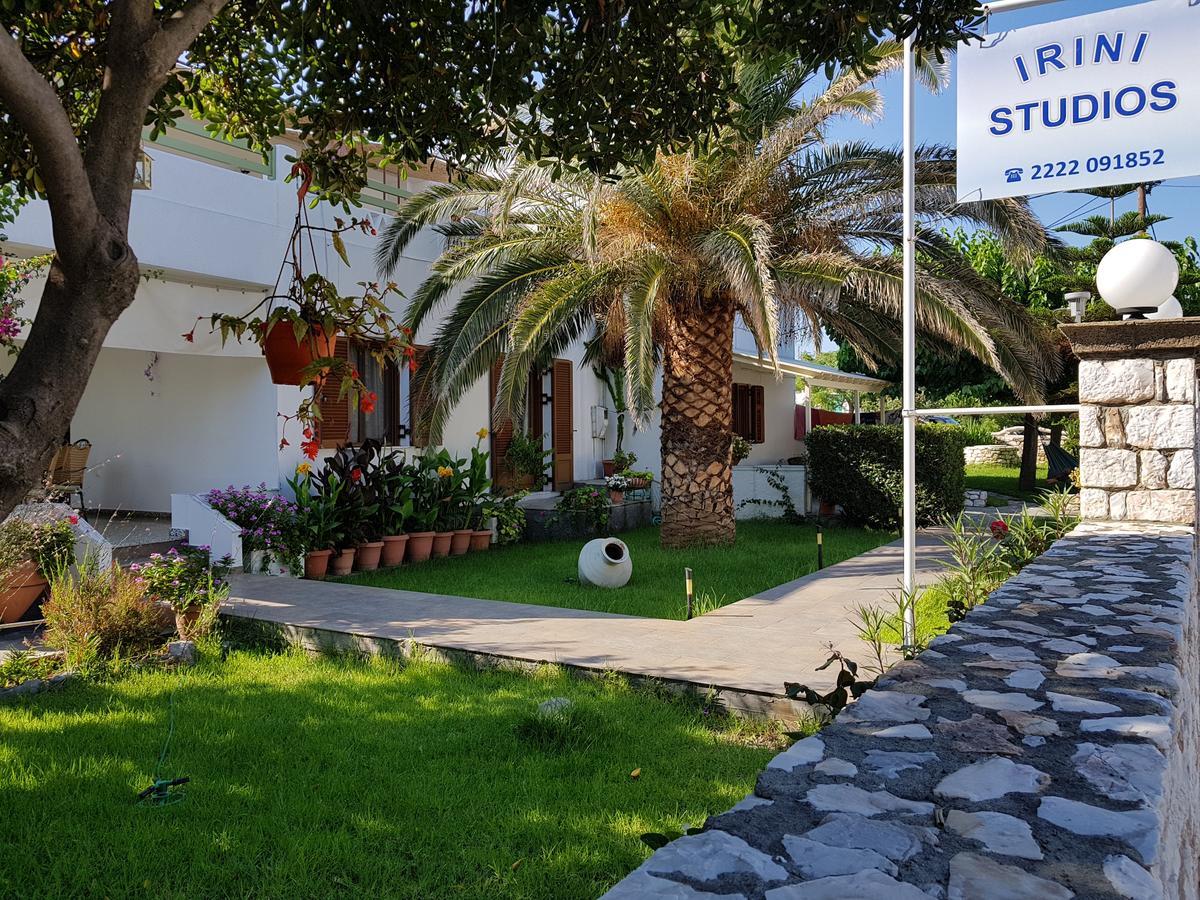 סקירוס Irini Studios מראה חיצוני תמונה